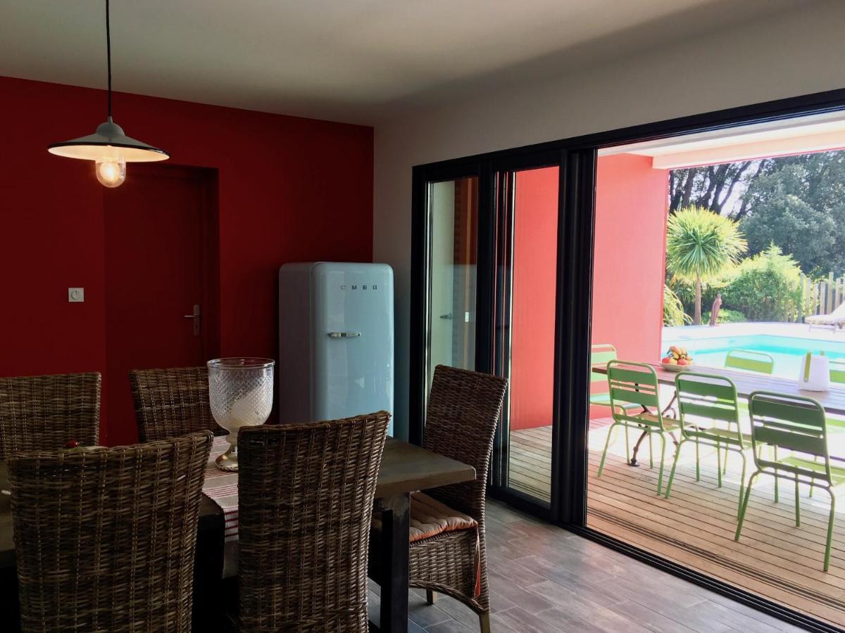 Les Naiades Hotel Dolus-d'Oleron Exterior photo